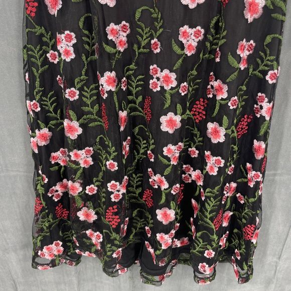 Modcloth Dress Womens Large Sweet Nostalgia Embroidered Black Pink Short Sleeve - Picture 6 of 11